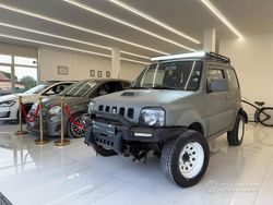 Grigio Usata 2006 Suzuki Jimny SUV | 13.900 € (Molto cara)