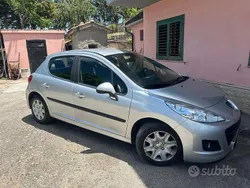Usata 2010 Peugeot 207 Tre volumi | 4000 € (Cara)