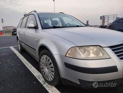 Grigio Usata 2003 VW Passat Station wagon | 1200 €
