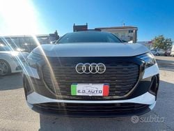 Bianco Usata 2022 Audi Q4 e-tron S-Line SUV | 37.990 € (Ottimo prezzo)