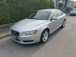 Argento Usata 2008 Volvo S80 Executive Tre volumi | 4200 €