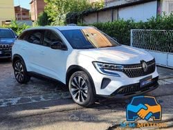 Bianco Usata 2024 Renault Austral Techno SUV | 28.500 € (Buon prezzo)