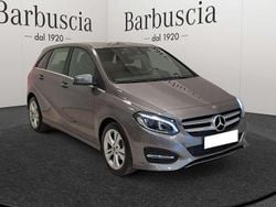 Grigio Usata 2018 Mercedes B180 Monovolume | 16.900 € (Buon prezzo)