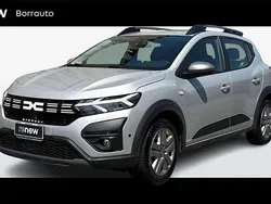 Grigio Usata 2023 Dacia Sandero Comfort Due volumi | 14.500 € (Buon prezzo)