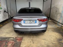 Usata 2019 Jaguar XE R-Dynamic Tre volumi | 16.900 € (Super prezzo)