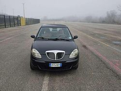 Usata 2004 Lancia Ypsilon Due volumi | 2200 € (Buon prezzo)