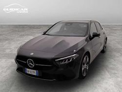 Nero Usata 2023 Mercedes A180 Advanced Plus Tre volumi | 29.900 € (Buon prezzo)