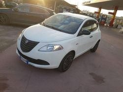 Bianco Usata 2012 Lancia Ypsilon Gold Due volumi | 5990 € (Buon prezzo)