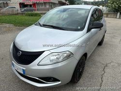 Argento metallizzato Usata 2018 Lancia Ypsilon Due volumi | 11.400 € (Cara)