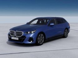 Phytonic blue Nuova 2025 BMW 520 M Sport Station wagon | 63.600 € (Cara)