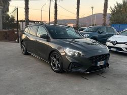 Grigio Usata 2018 Ford Focus Vignale Station wagon | 11.000 € (Cara)