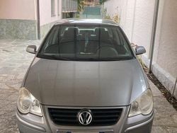 Grigio Usata 2006 VW Polo Tre volumi | 4000 € (Molto cara)