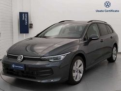 Dolphin grey Usata 2024 VW Golf VIII Life Station wagon | 32.900 € (Molto cara)