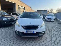 Bianco Usata 2014 Peugeot 2008 Allure SUV | 6400 € (Molto cara)