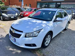 Bianco Usata 2010 Chevrolet Cruze LS Tre volumi | 4500 € (Molto cara)
