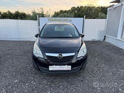 Nero Usata 2010 Opel Meriva Cosmo Monovolume | 3500 €