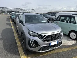 Grigio Usata 2024 Peugeot 2008 Allure SUV | 18.990 € (Super prezzo)