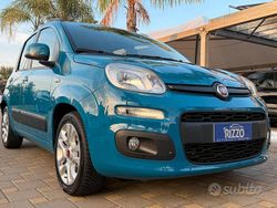 Arancione Usata 2012 Fiat Panda Lounge Due volumi | 7999 € (Molto cara)
