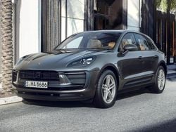 Grigio vulcano metallizzato Usata 2022 Porsche Macan SUV | 54.500 € (Super prezzo)