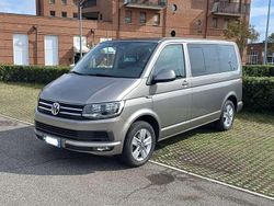 Grigio Usata 2017 VW Caravelle Monovolume | 31.900 € (Molto cara)