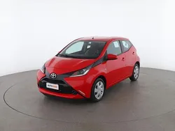 Rosso Usata 2016 Toyota Aygo X-play Due volumi | 11.499 € (Buon prezzo)