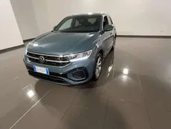 Petroleum blue metallizzato Usata 2022 VW T-Roc R-line SUV | 20.900 € (Ottimo prezzo)