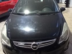 Nero Usata 2013 Opel Corsa Tre volumi | 2990 € (Super prezzo)