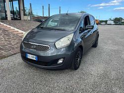 Grigio Usata 2010 Kia Venga Due volumi | 3500 € (Buon prezzo)