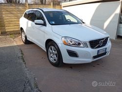 Bianco Usata 2013 Volvo XC60 SUV | 12.000 € (Buon prezzo)