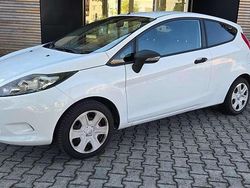 Bianco Usata 2011 Ford Fiesta Business Edition Due volumi | 1990 € (Buon prezzo)