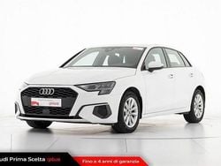 Bianco ibis Usata 2022 Audi A3 Sportback g-tron Business Due volumi | 24.900 € (Buon prezzo)