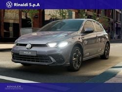Smoky grey metallizzato Nuova 2025 VW Polo R-line Plus Tre volumi | 24.400 € (Buon prezzo)