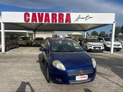 Blu Usata 2009 Fiat Punto Classica Due volumi | 3500 € (Molto cara)