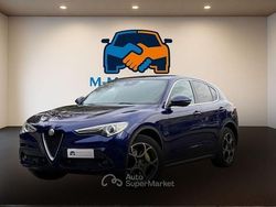 Blu/azzurro Usata 2018 Alfa Romeo Stelvio Super SUV | 16.490 € (Buon prezzo)