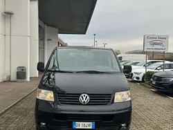 Nero Usata 2009 VW Caravelle Trendline Monovolume | 15.700 € (Cara)