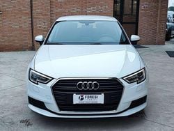 Bianco Usata 2019 Audi A3 Business Tre volumi | 16.500 € (Buon prezzo)
