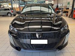 Nero(met.) Nuova 2025 Peugeot 208 Style Due volumi | 17.990 € (Buon prezzo)