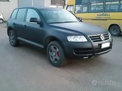 Nero Usata 2004 VW Touareg R SUV | 4999 € (Cara)