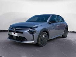 Vernice grigio granito Nuova 2025 Lancia Ypsilon Due volumi | 19.900 € (Buon prezzo)