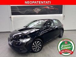 Nero Usata 2022 VW Polo Life Tre volumi | 16.499 € (Buon prezzo)