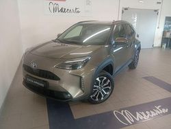 Grigio Usata 2024 Toyota Yaris Cross Trend SUV | 24.500 € (Buon prezzo)