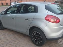 Argento Usata 2015 Fiat Bravo Easy Due volumi | 5000 € (Buon prezzo)