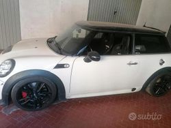 Bianco Usata 2009 Mini John Cooper Works Due volumi | 9000 € (Super prezzo)