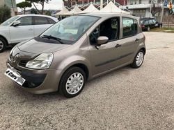 Oro Usata 2010 Renault Modus Dynamique Monovolume | 5900 € (Molto cara)
