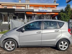 Argento Usata 2009 Mercedes A160 Tre volumi | 2900 € (Buon prezzo)