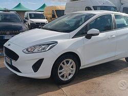 Bianco Usata 2020 Ford Fiesta Tre volumi | 11.500 € (Buon prezzo)