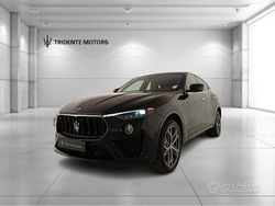 Nero Usata 2020 Maserati Levante SUV | 48.500 € (Molto cara)