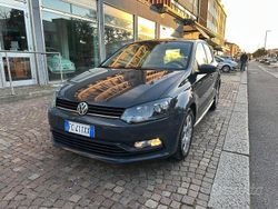 Grigio Usata 2016 VW Polo Trendline Tre volumi | 7290 € (Buon prezzo)