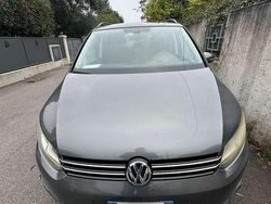 Grigio Usata 2011 VW Touran Comfortline Monovolume | 10.250 € (Molto cara)