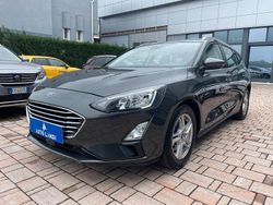 Grigio Usata 2021 Ford Focus Business Edition Station wagon | 9900 € (Buon prezzo)
